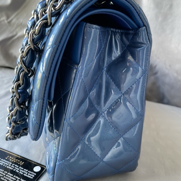 ***~~~SOLD~~~*** Chanel Classic Double Flap Patent Leather - Picture 3 of 11